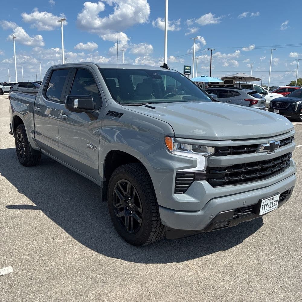 2024 Chevrolet Silverado 1500 RST photo 1