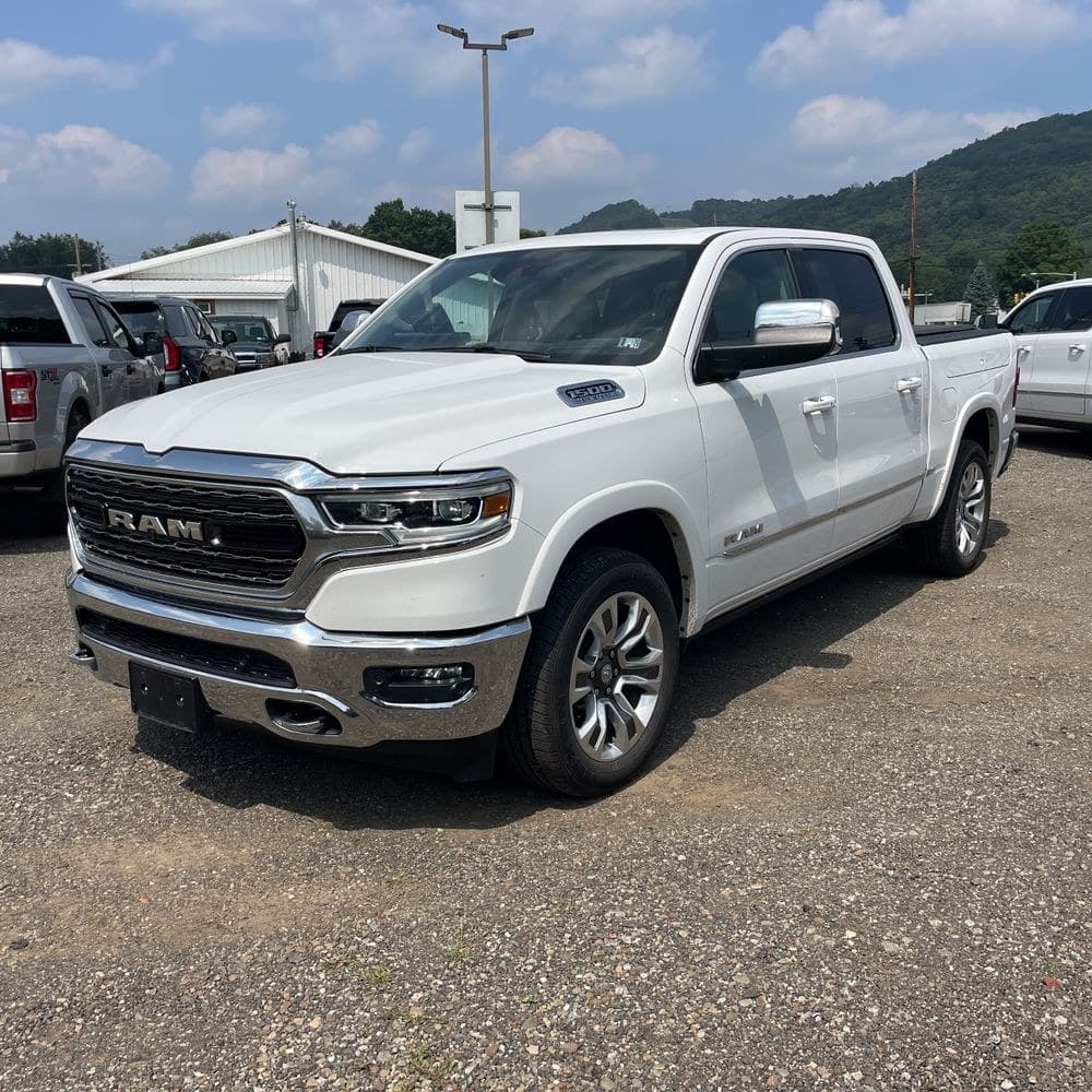 2023 Ram 1500 Limited photo 1