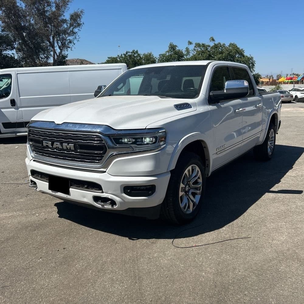 2023 Ram 1500 Limited photo 1