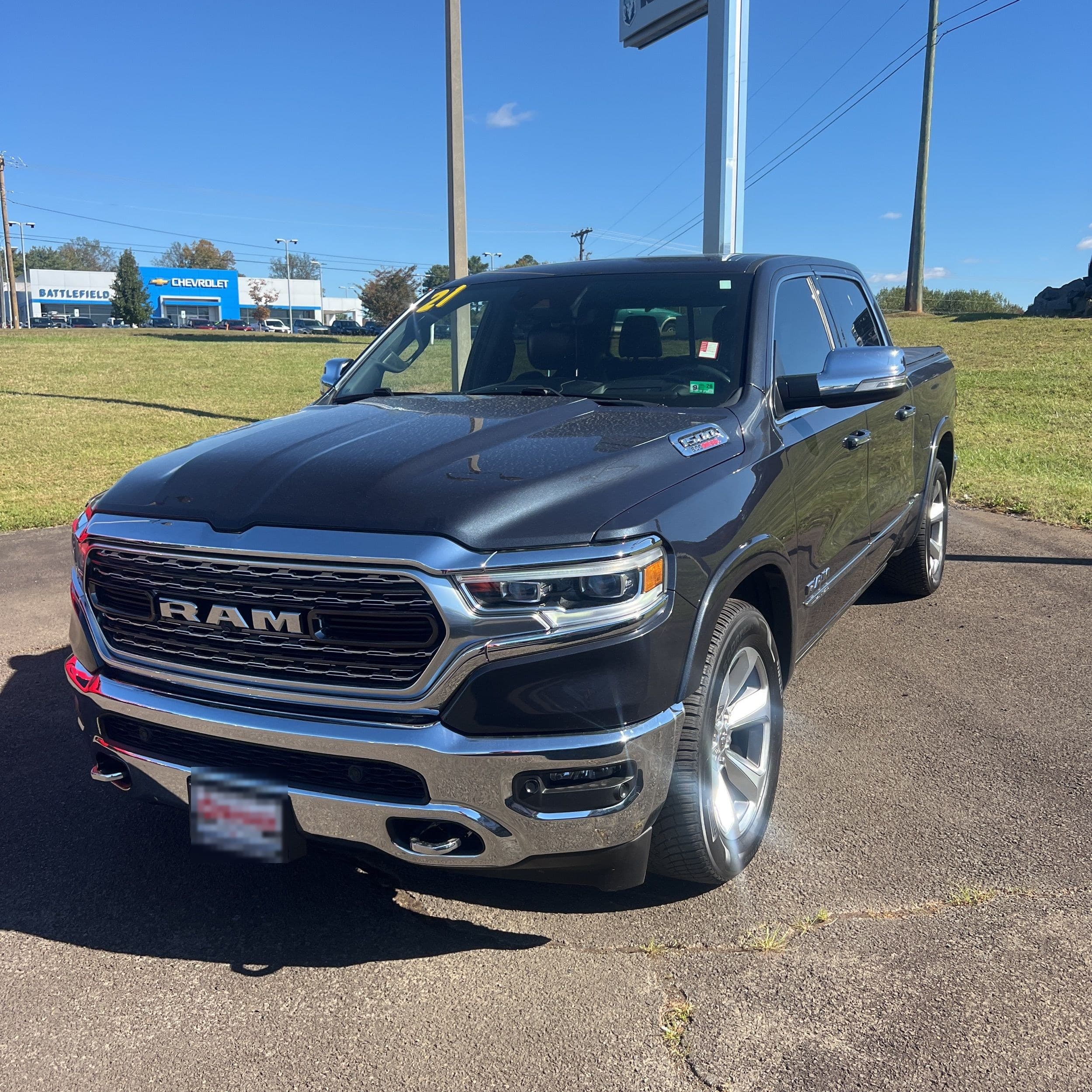 2021 Ram 1500 Limited photo 1