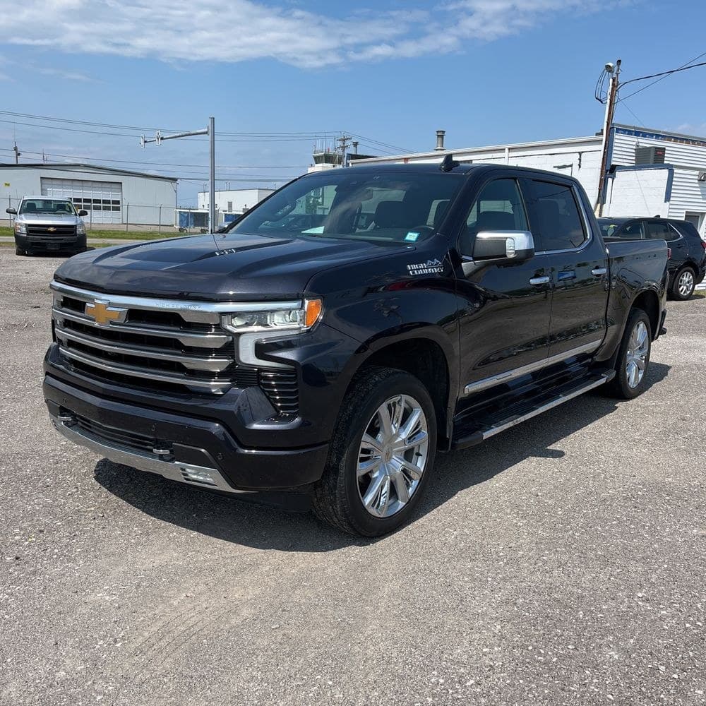2023 Chevrolet Silverado 1500 High Country photo 1