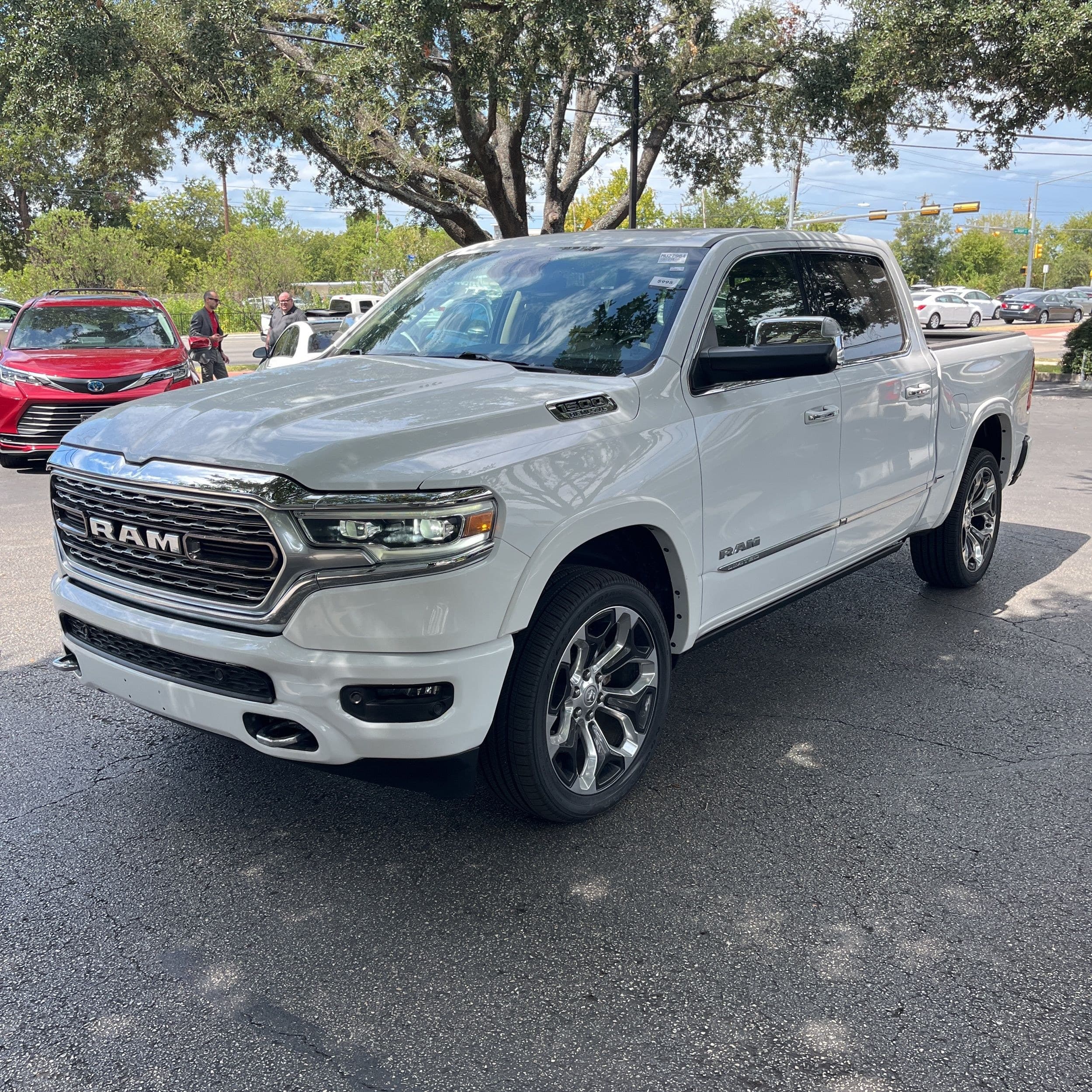 2020 Ram 1500 Limited photo 1