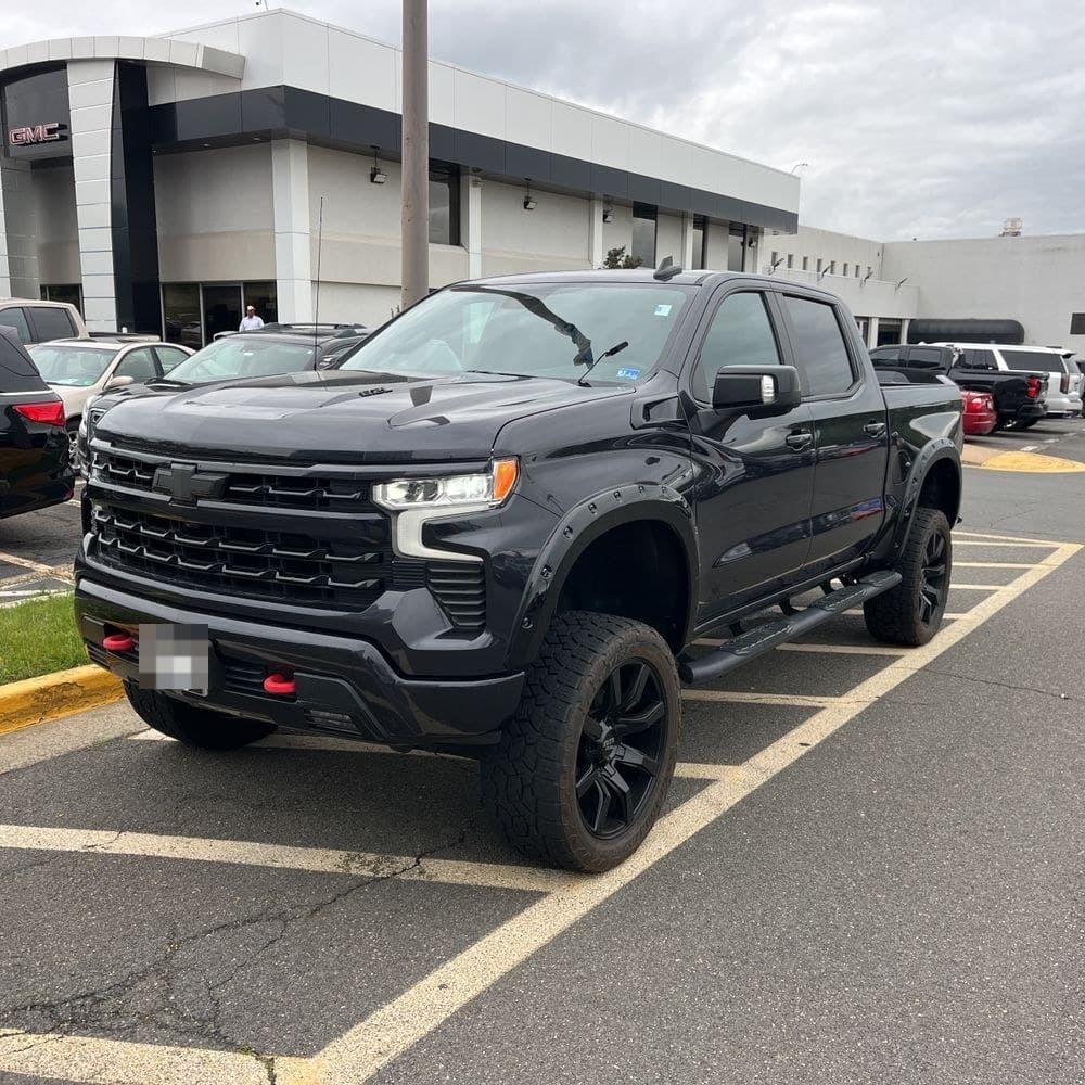2023 Chevrolet Silverado 1500 RST photo 1