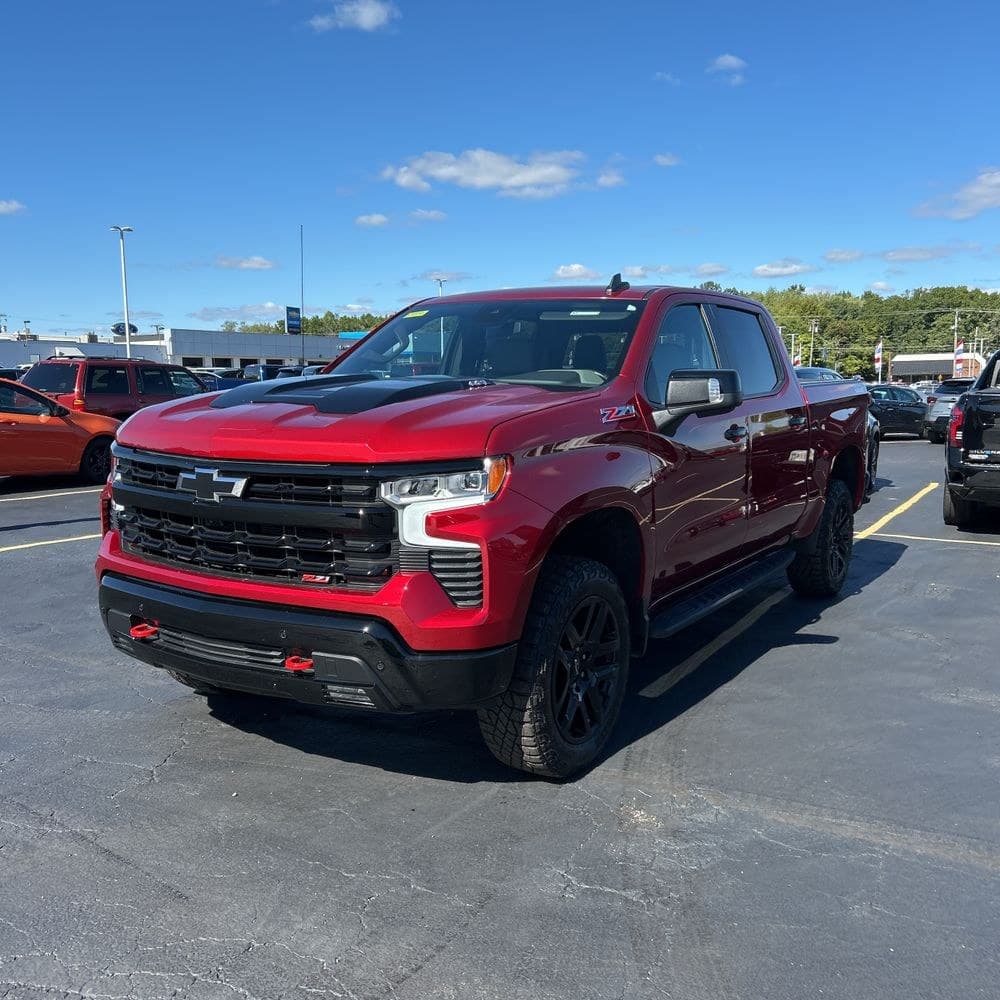 2024 Chevrolet Silverado 1500 Trail Boss - LT photo 1