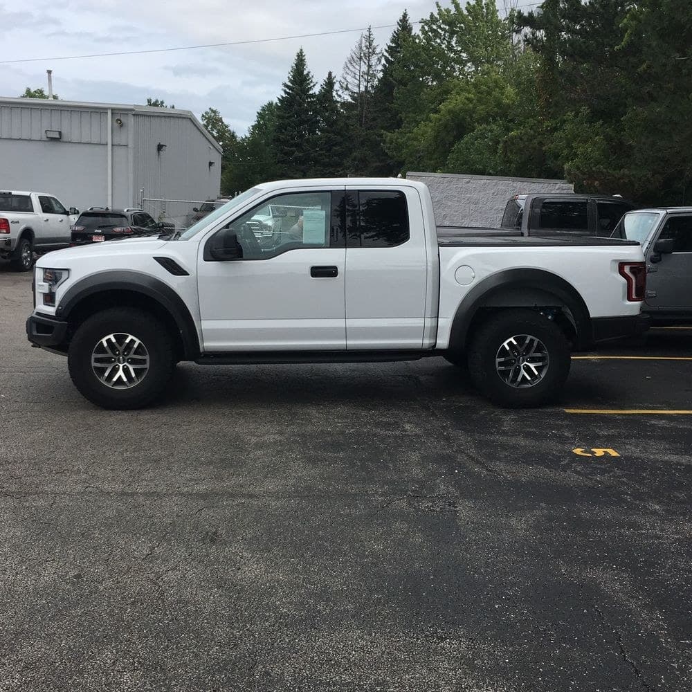 2017 Ford F150 Raptor photo 1