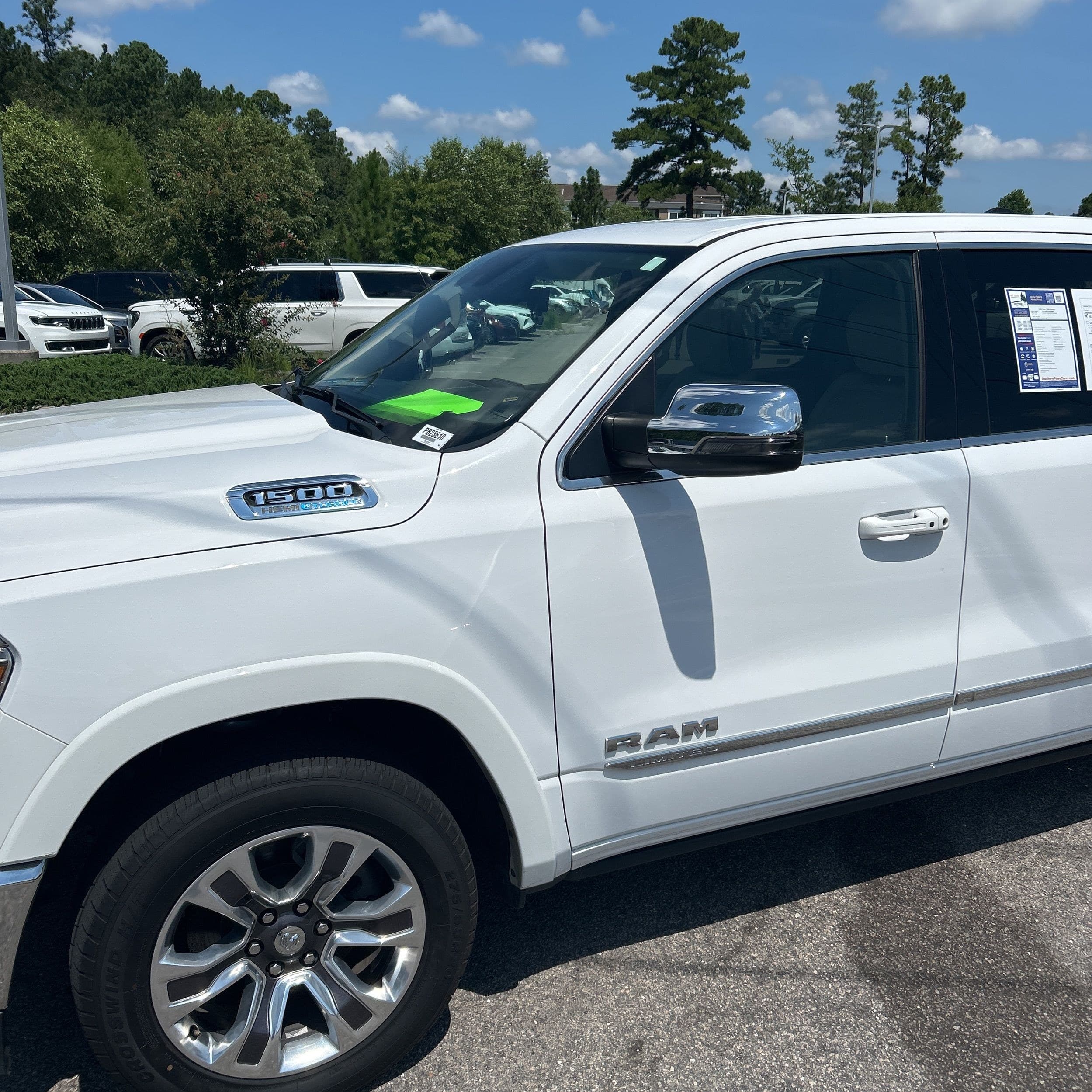 2023 Ram 1500 Limited photo 1