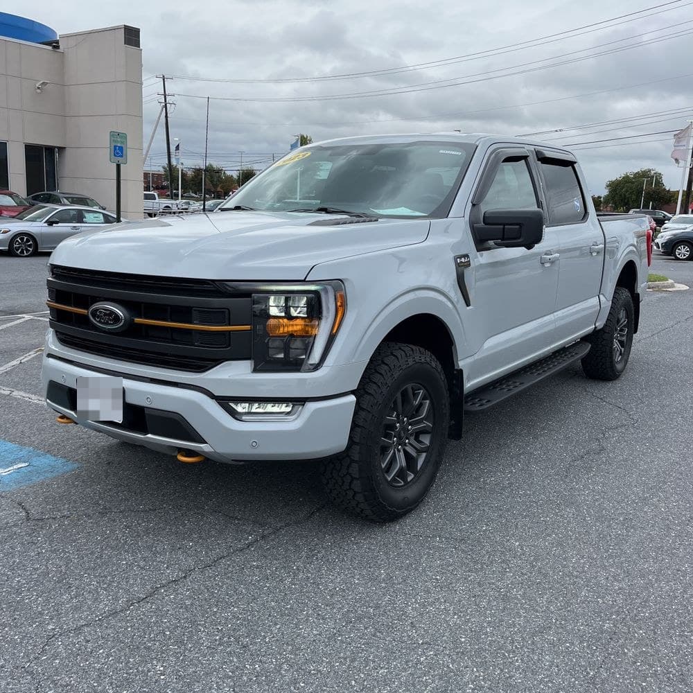 2023 Ford F150 SuperCrew photo 1