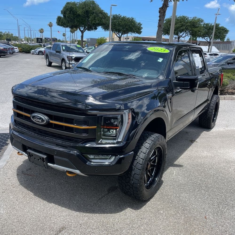 2023 Ford F-150 SuperCrew photo 1