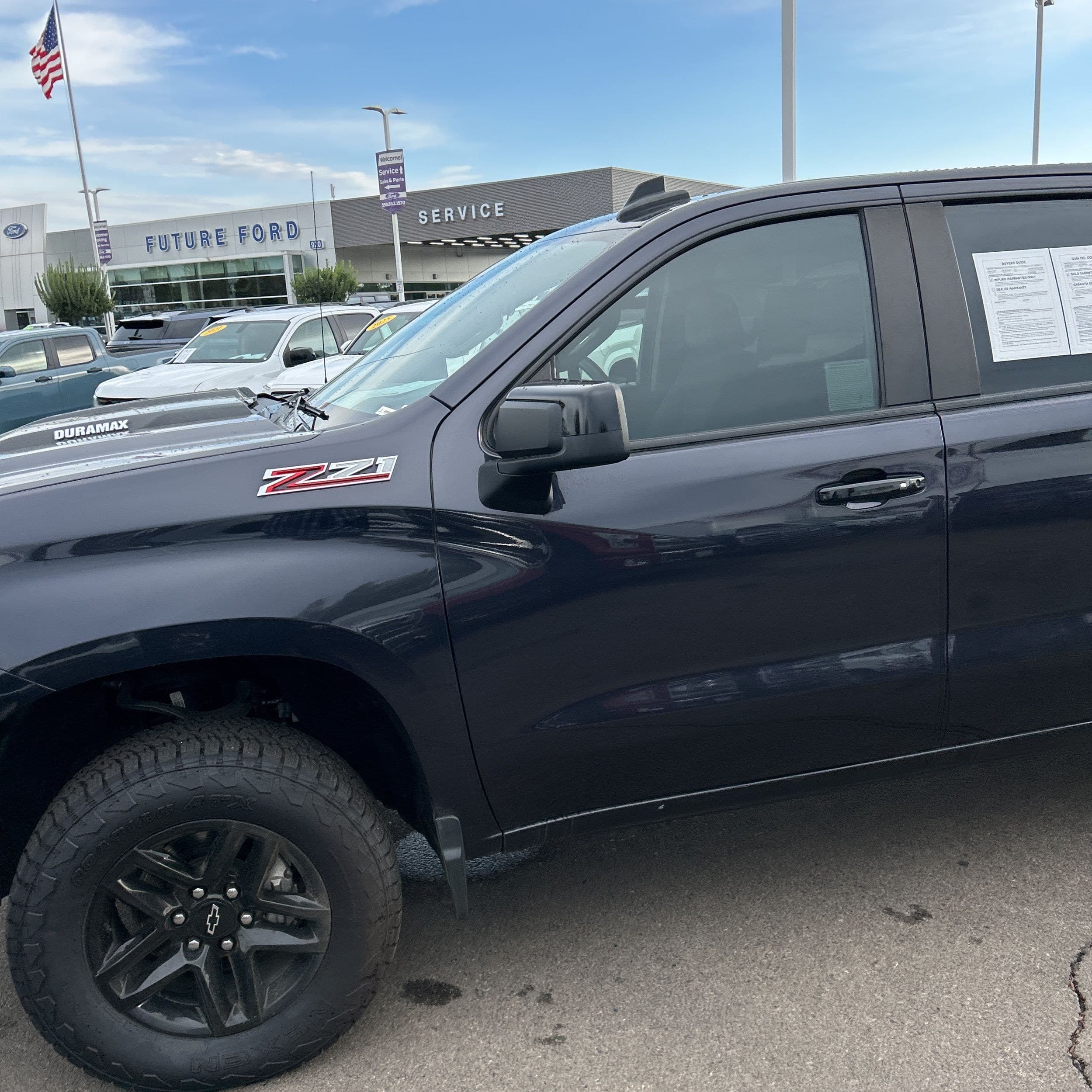 2023 Chevrolet Silverado 1500 LT Trail Boss photo 1