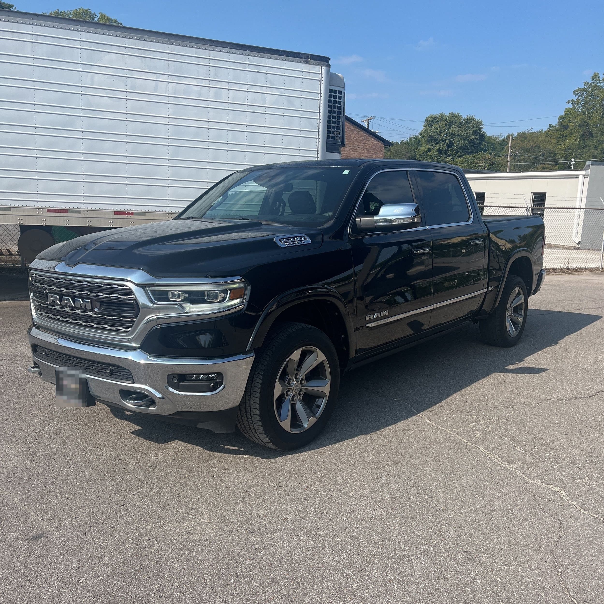 2021 Ram 1500 Limited photo 1